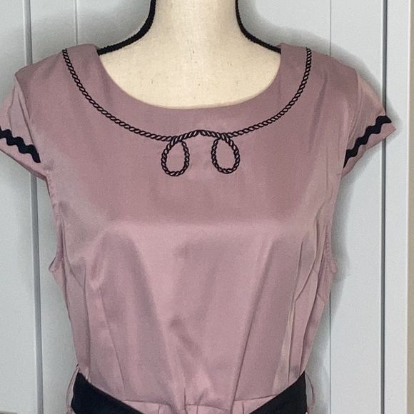 Lindy Bop Women's 10 Plum/Purple “Bethany" Dress Short Sleeve New - Picture 2 of 10